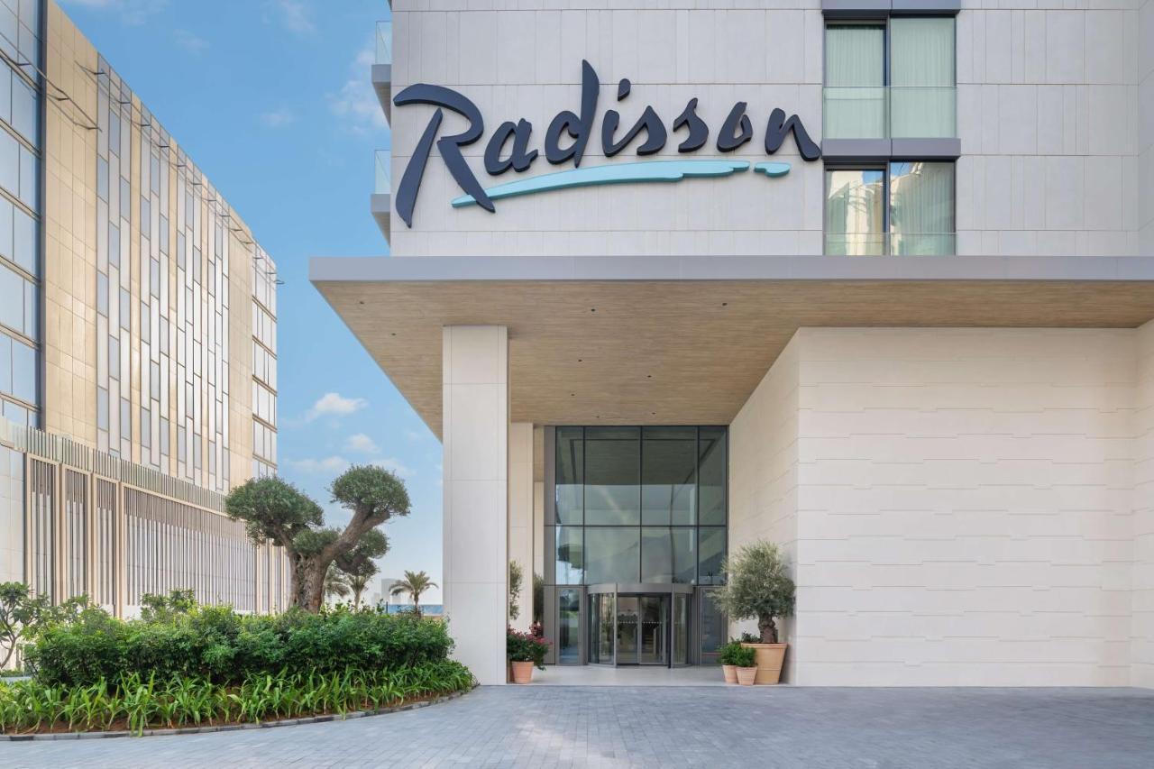 Radisson Beach Resort Palm Jumeirah Dubai Esterno foto