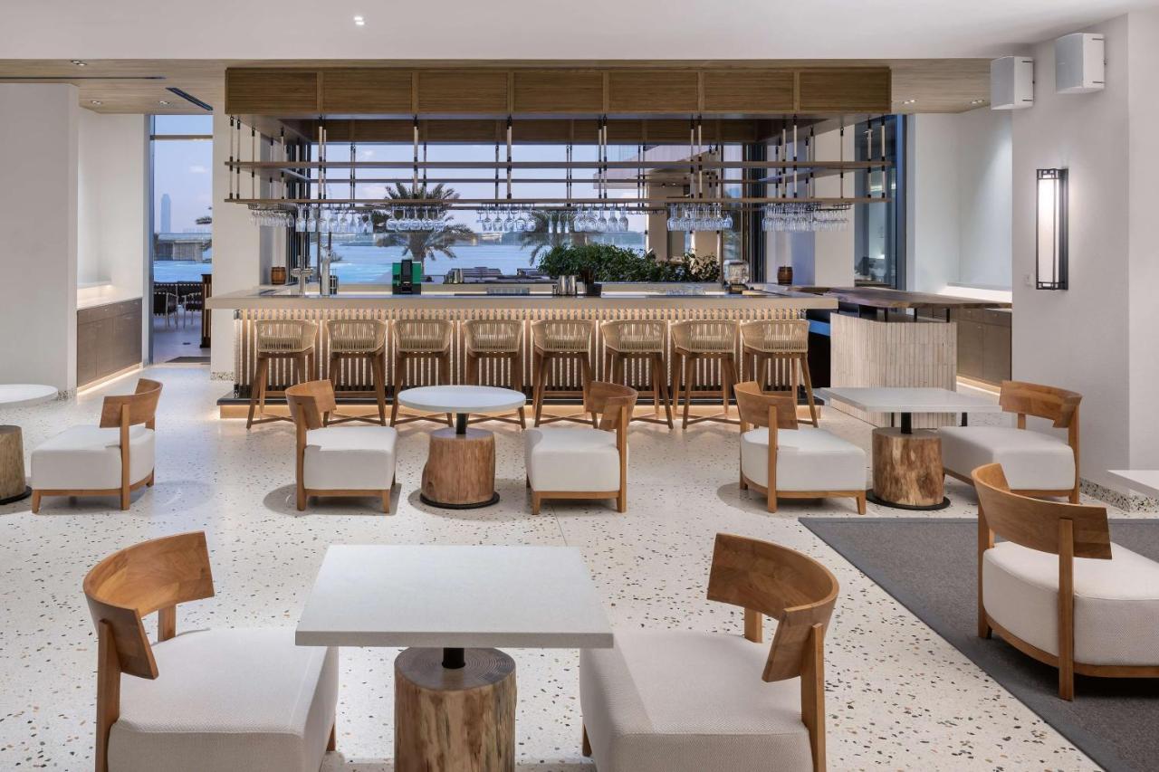 Radisson Beach Resort Palm Jumeirah Dubai Esterno foto
